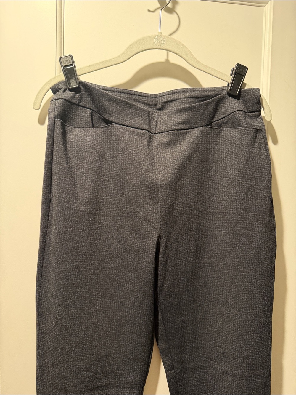 Women's Gray Ponte Pull-On Pants